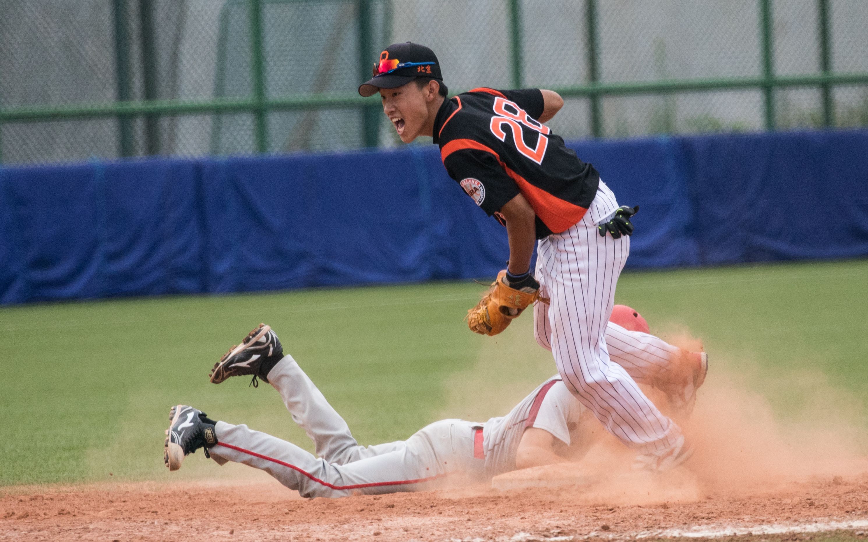 棒球总决赛即将打响,冠军归属成谜的简单介绍 棒球总决赛即将打响,冠军归属成谜的简单介绍